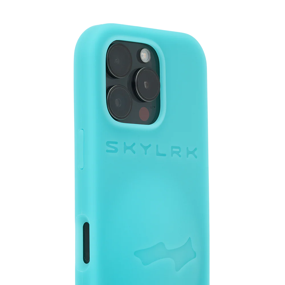SKYLRK Bump Case Super Blue