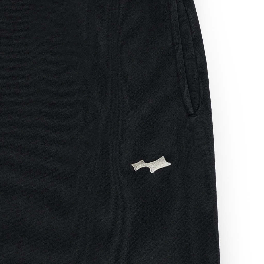 SKYLRK Reverse Sweats Cave