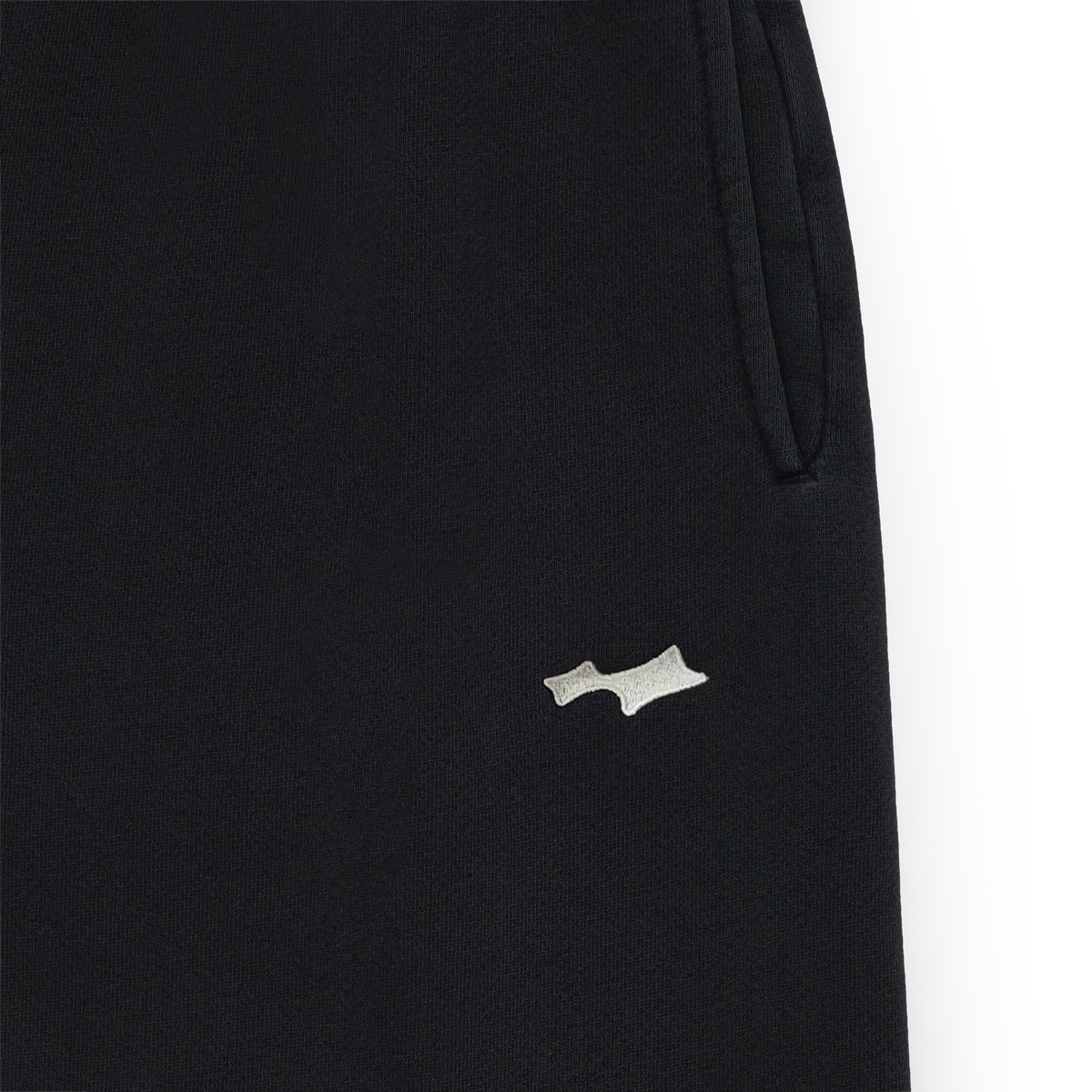 SKYLRK Reverse Sweats Cave