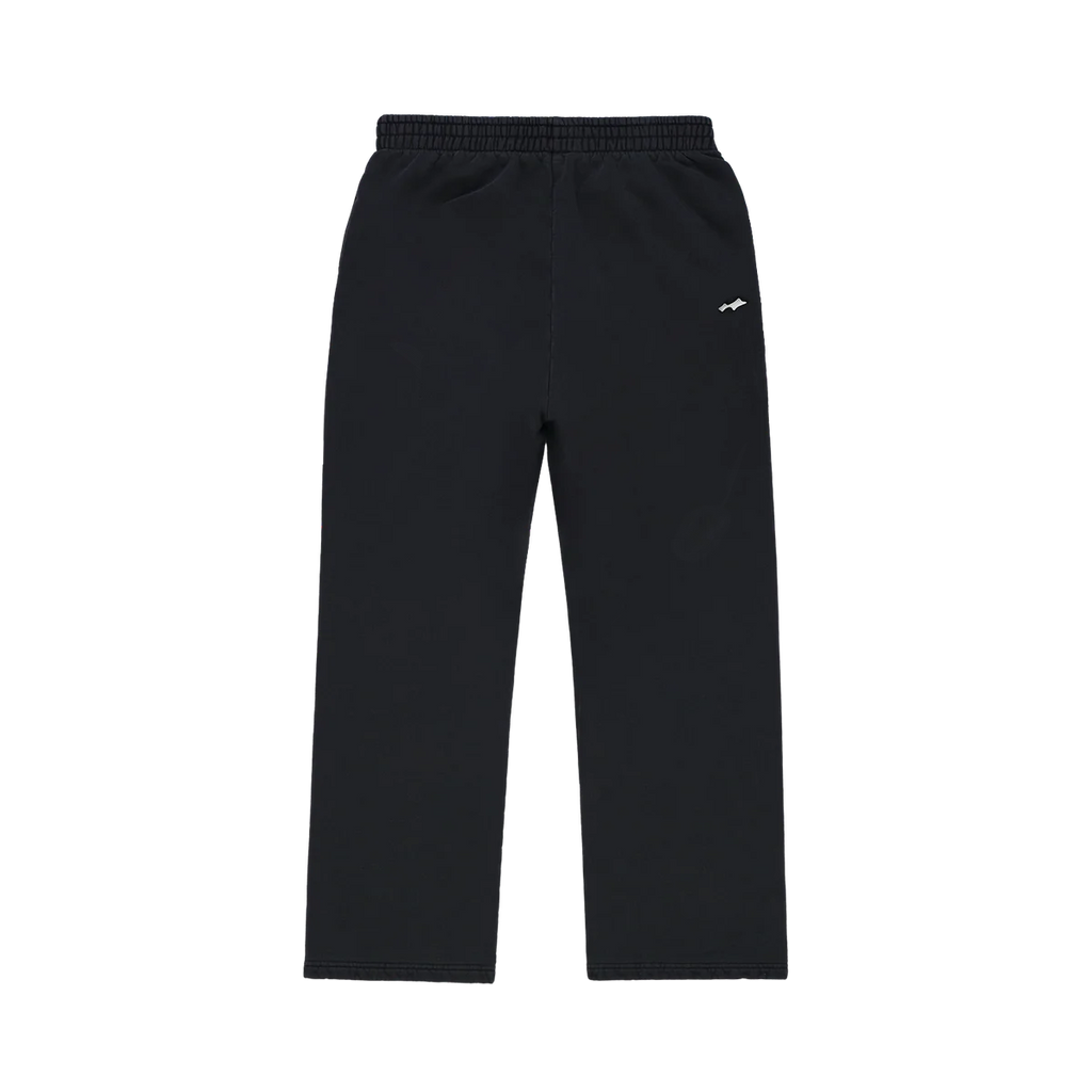 SKYLRK Reverse Sweats Cave