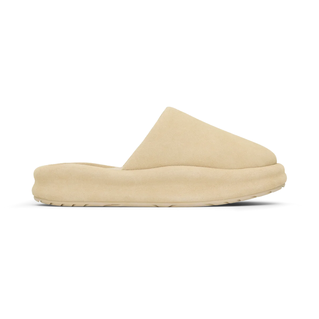 SKYLRK Rest Slipper Smooth Suede CASHEW